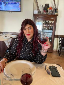 APP.ARRIVATA.MARIALAURA PADRONA AUTORITARIA, 4TA NATURALE, CURVY ,MILF, NON PROFESSIONISTA L'AMANTE PERFETTA,MASSAGGI DI OGNI GENERE,GIOCHI PARTICOLAR